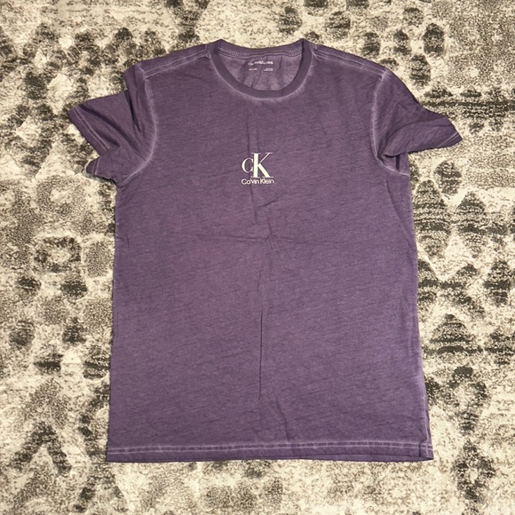 Calvin Klein Other - Light weight Calvin Klein T shirt, purple